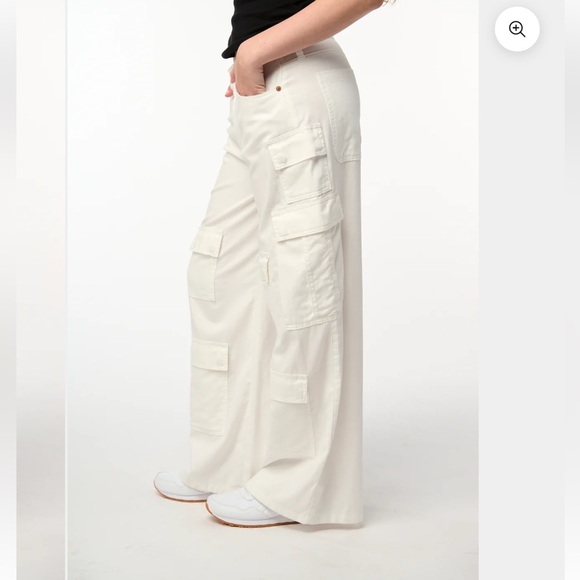 BLANKNYC Baggy White Cargo Utility Cotton Jeans in Milk It NWT - Picture 3 of 7